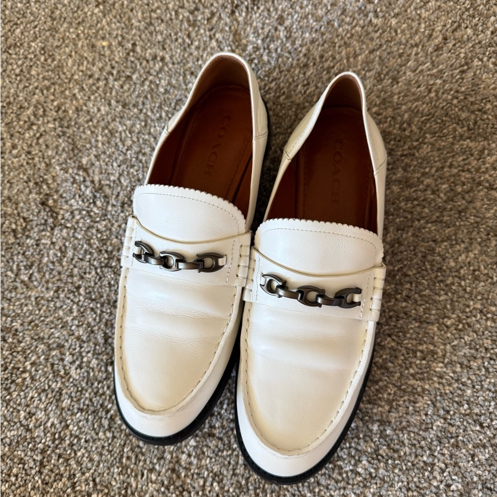 Coach White Leather Loafers Size 7.5 Putnam